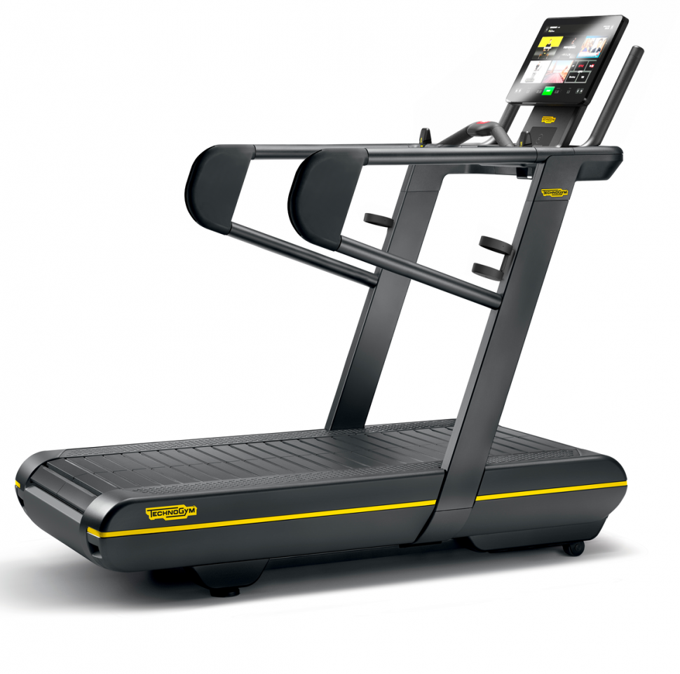 Беговая дорожка TechnoGym Skillrun Live 7000