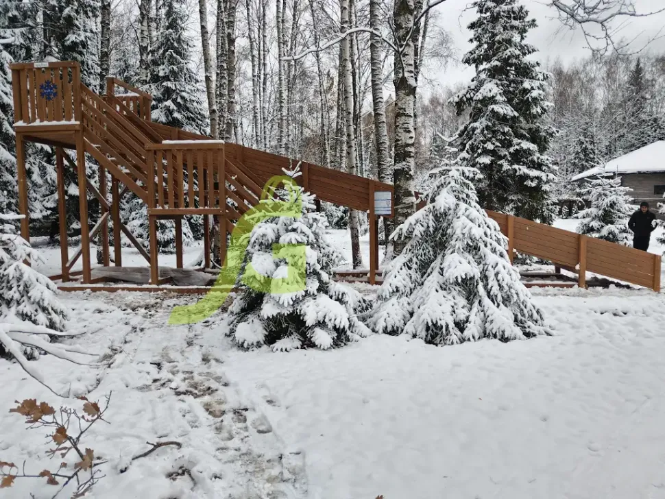 Зимняя деревянная горка IgraGrad Snow Fox (скат 10 м)